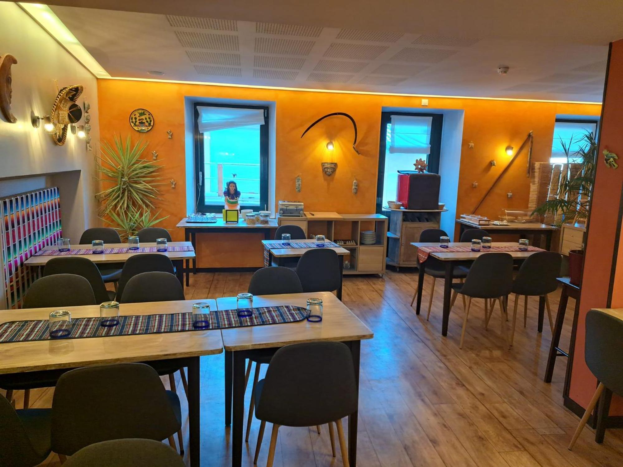 Le Barriol Otel Saint-Julien-Chapteuil Dış mekan fotoğraf