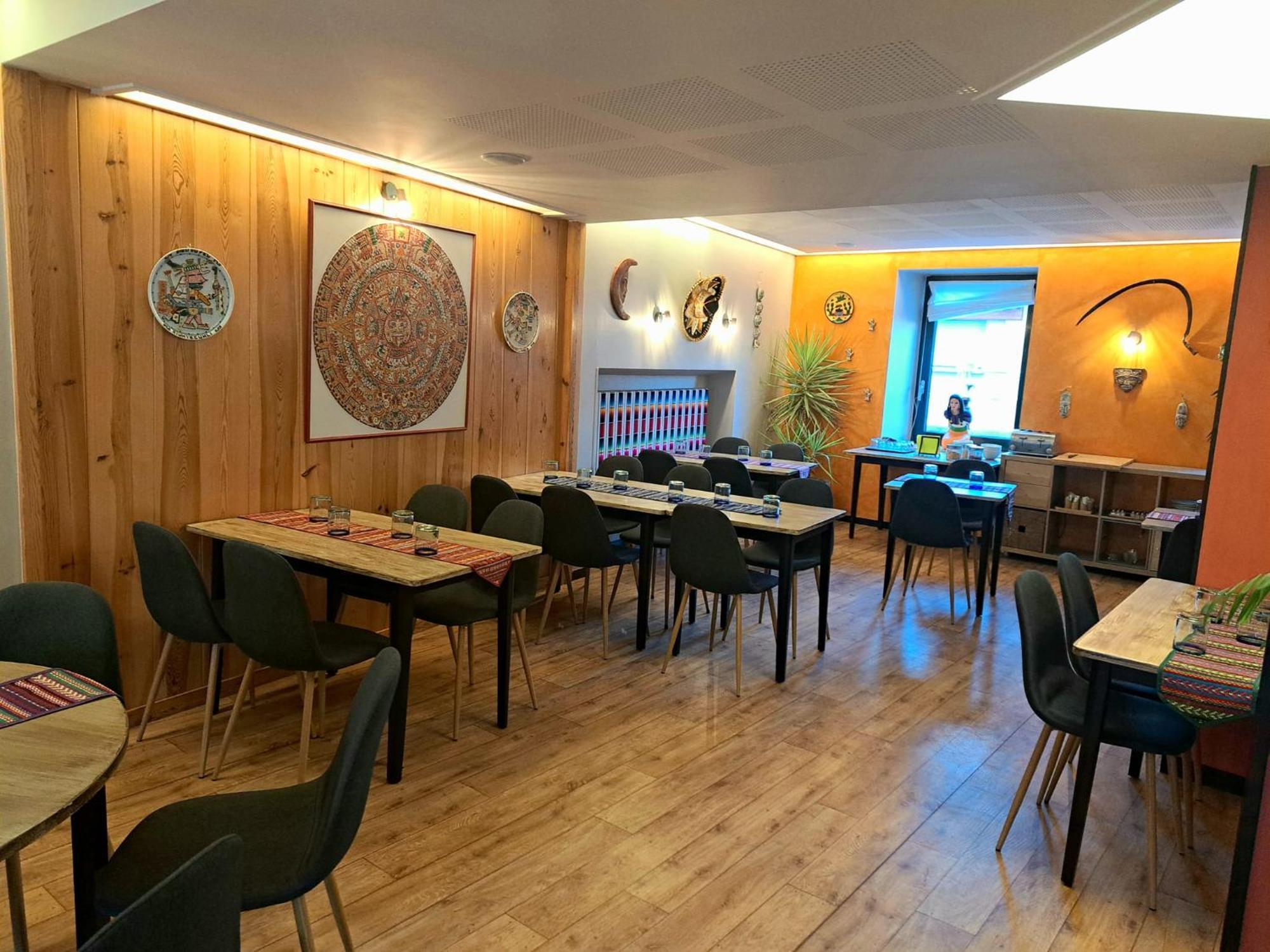 Le Barriol Otel Saint-Julien-Chapteuil Dış mekan fotoğraf