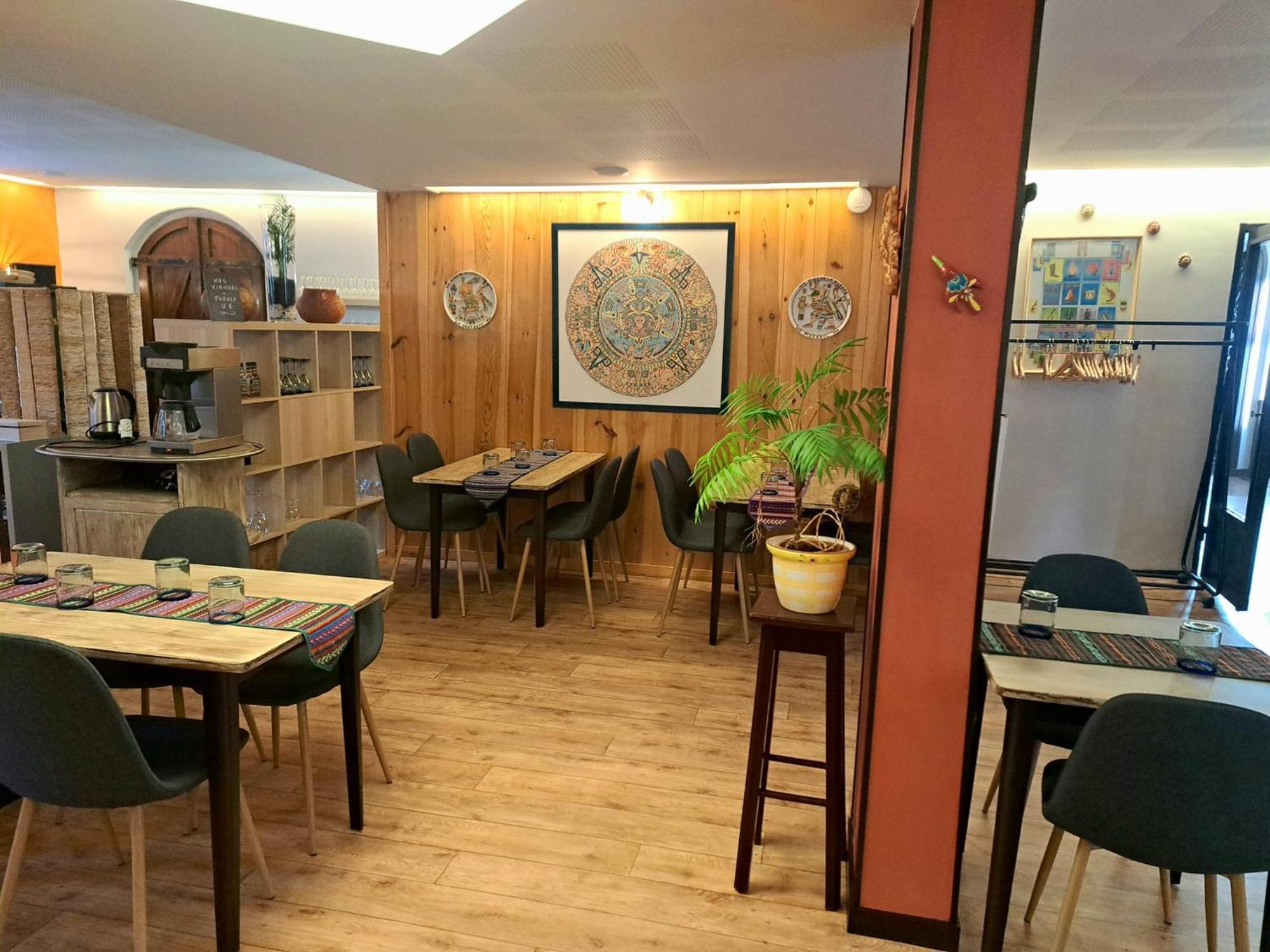 Le Barriol Otel Saint-Julien-Chapteuil Dış mekan fotoğraf