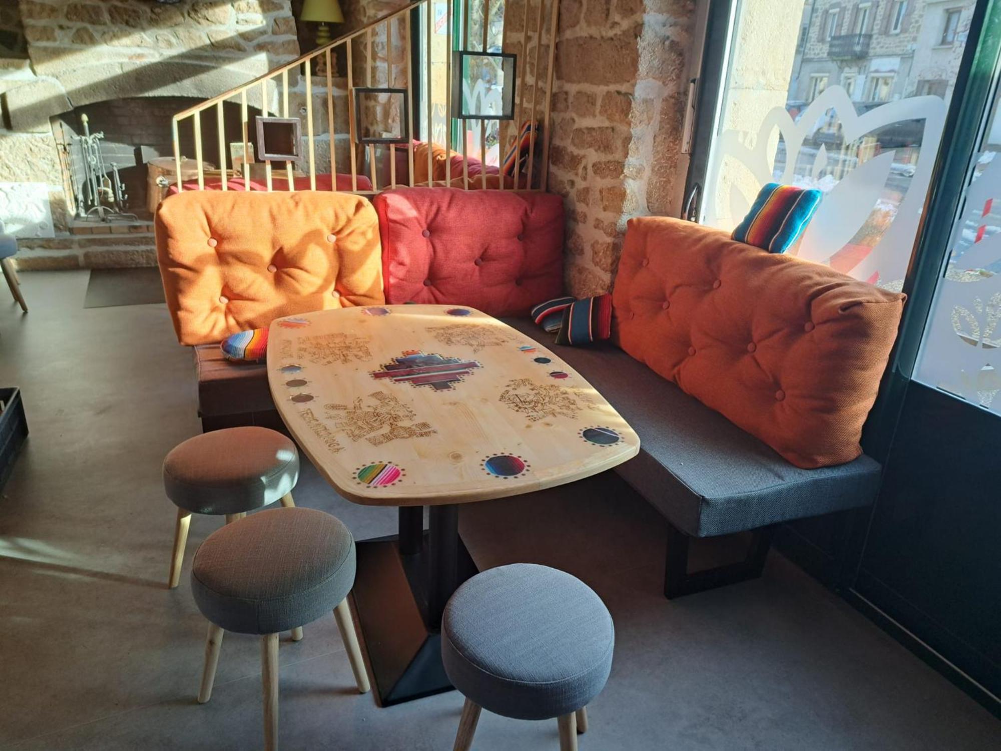 Le Barriol Otel Saint-Julien-Chapteuil Dış mekan fotoğraf