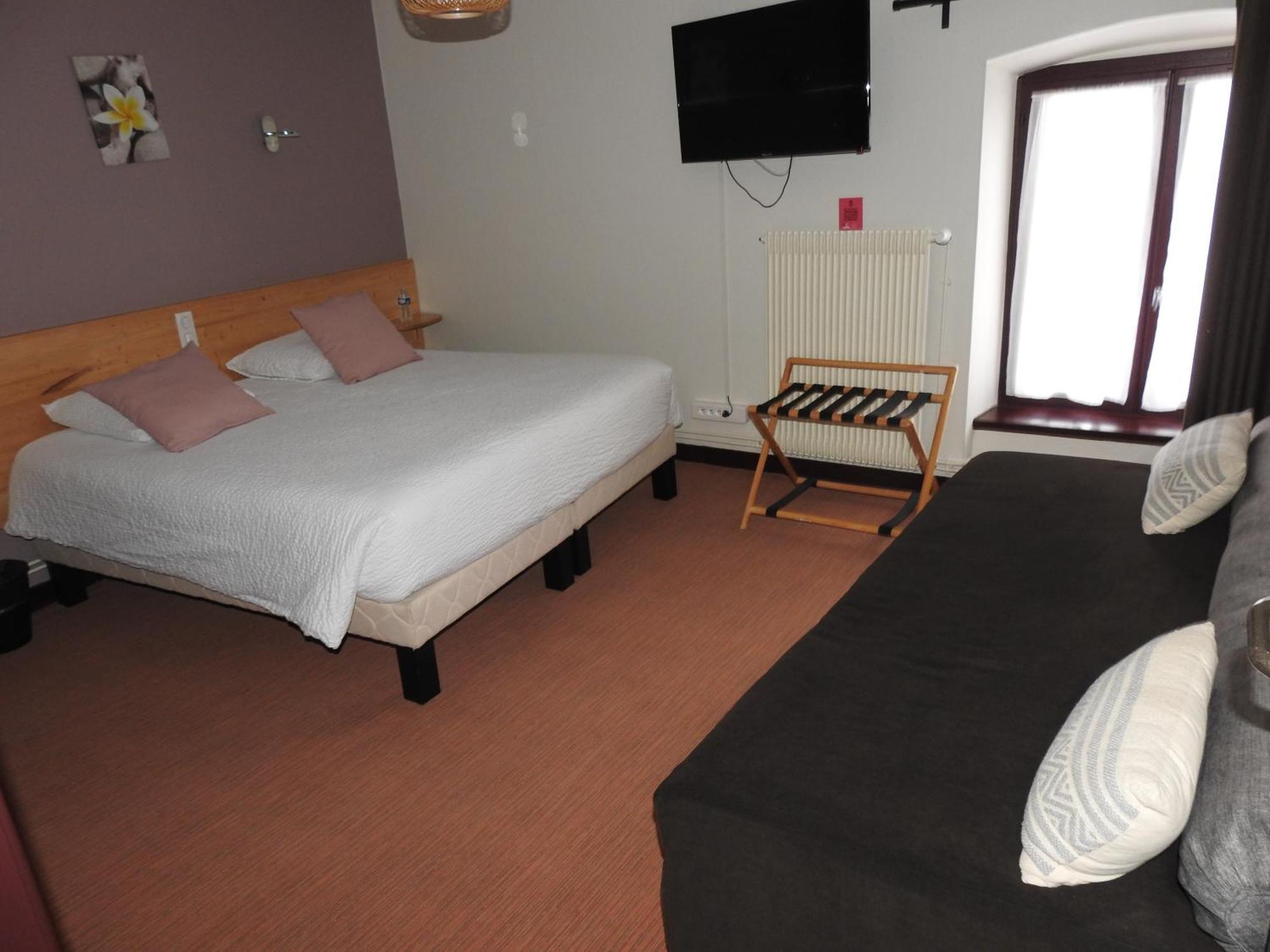 Le Barriol Otel Saint-Julien-Chapteuil Dış mekan fotoğraf